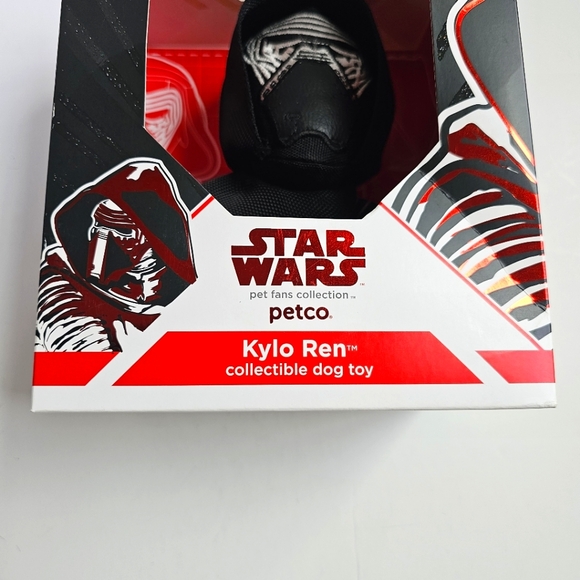 Star Wars Collectible Dog Toy, Kylo Ren Plush NEW In Box 8" Petco 2015 - Picture 5 of 9